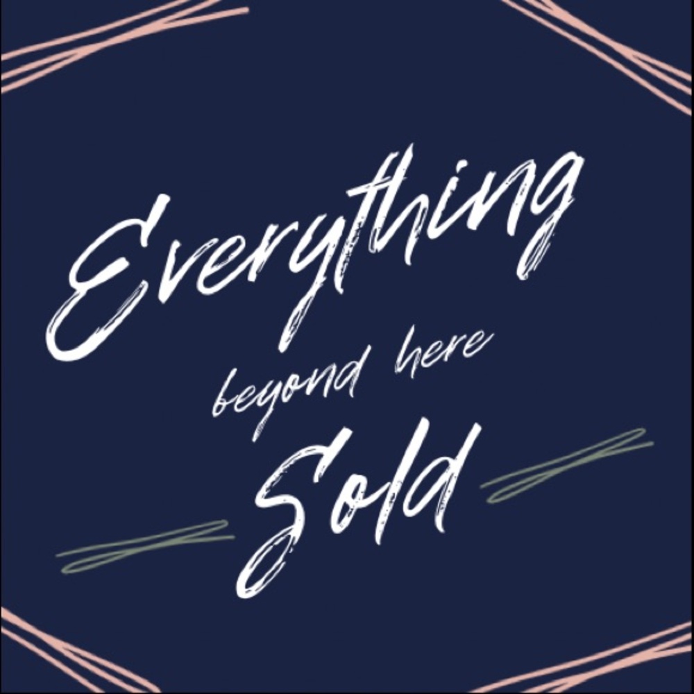 • Thank you for shopping my closet! •